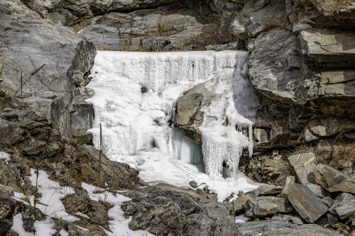 Frozen-Waterfall-Near-Golden-CO-3