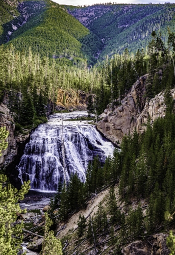 Gibbon-Falls-Yellowstone-NP